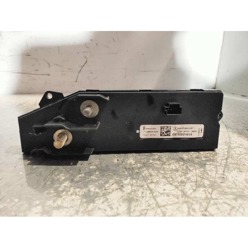 Recambio de resistencia calefaccion para mercedes clase b (w246) b 180 cdi be (246.200) referencia OEM IAM A2468300261 CZ0134100