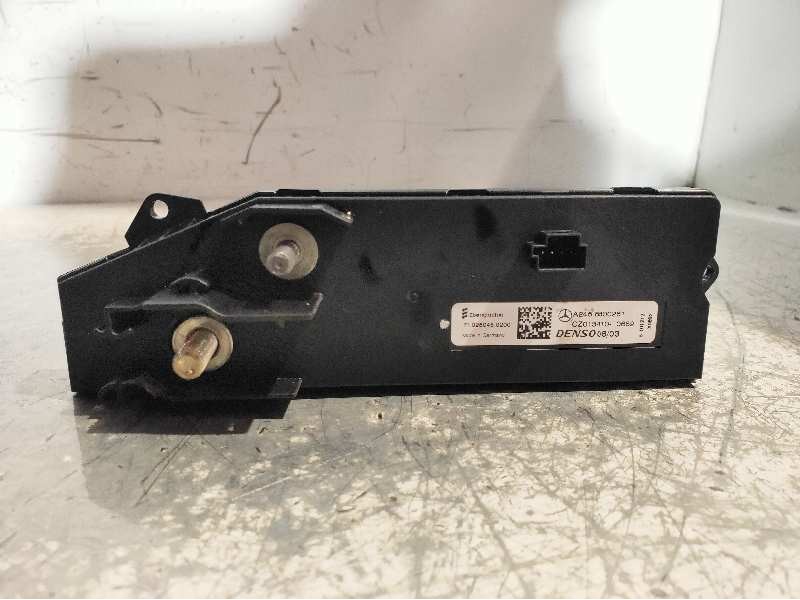 Recambio de resistencia calefaccion para mercedes clase b (w246) b 180 cdi be (246.200) referencia OEM IAM A2468300261 CZ0134100