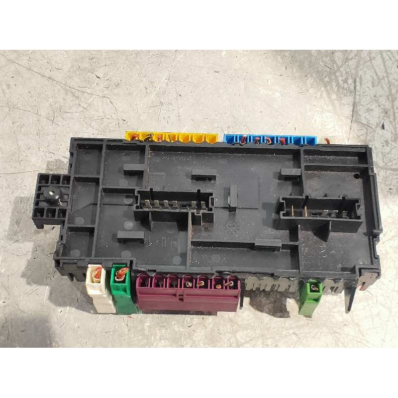 Recambio de caja reles / fusibles para mercedes clase b (w246) b 180 cdi be (246.200) referencia OEM IAM A2469060093  