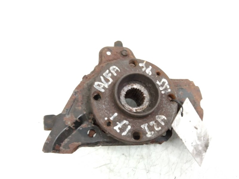 Recambio de mangueta delantera izquierda para alfa romeo 155 1.7 t.spark referencia OEM IAM   