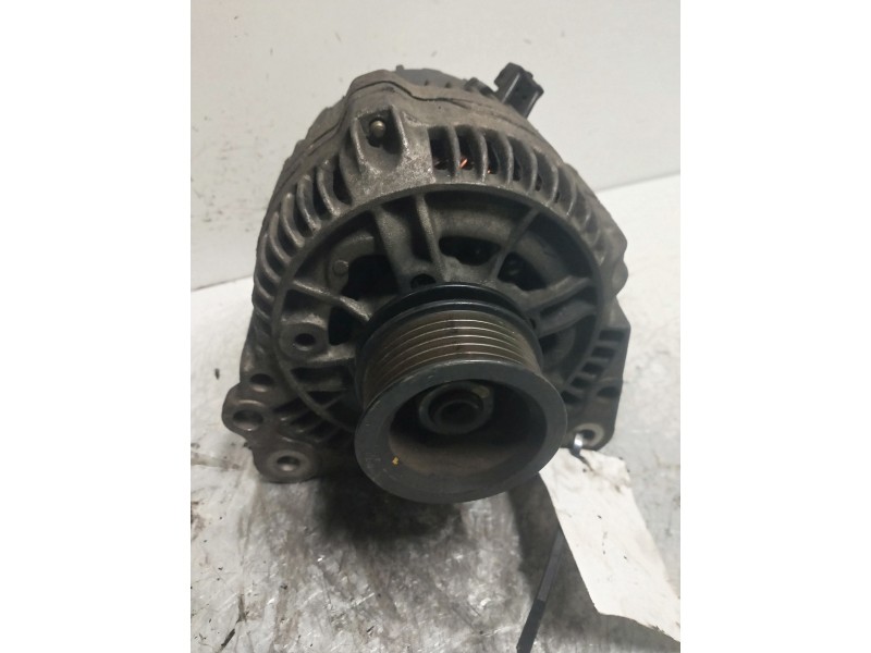 Recambio de alternador para volkswagen golf iii berlina (1h1) gt special referencia OEM IAM 0123310037  