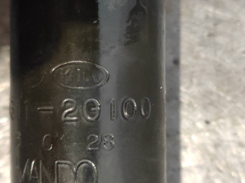 Recambio de amortiguador trasero derecho para kia magentis 2.0 crdi referencia OEM IAM 553112G100  