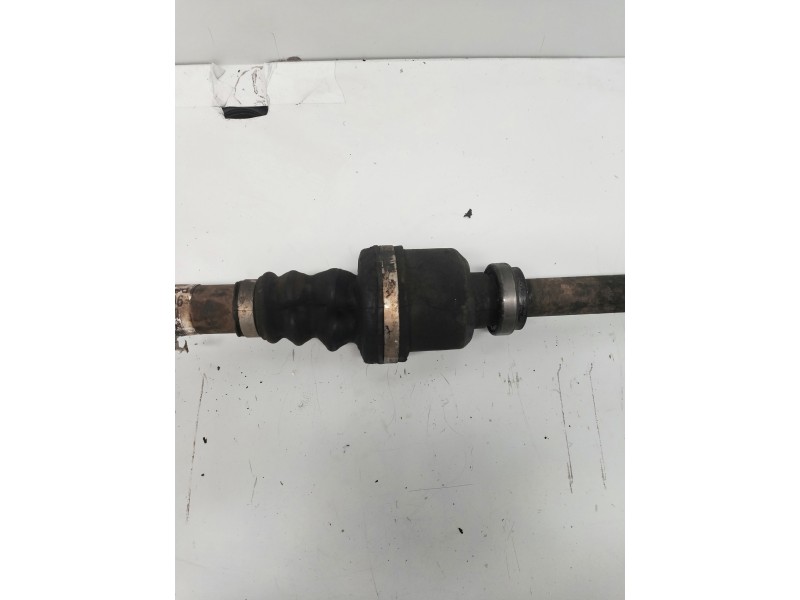 Recambio de transmision delantera derecha para peugeot partner kombi outdoor referencia OEM IAM 9660782880  