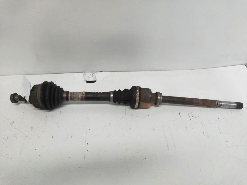 Recambio de transmision delantera derecha para citroen berlingo 1.6 hdi 75 collection familiar referencia OEM IAM   