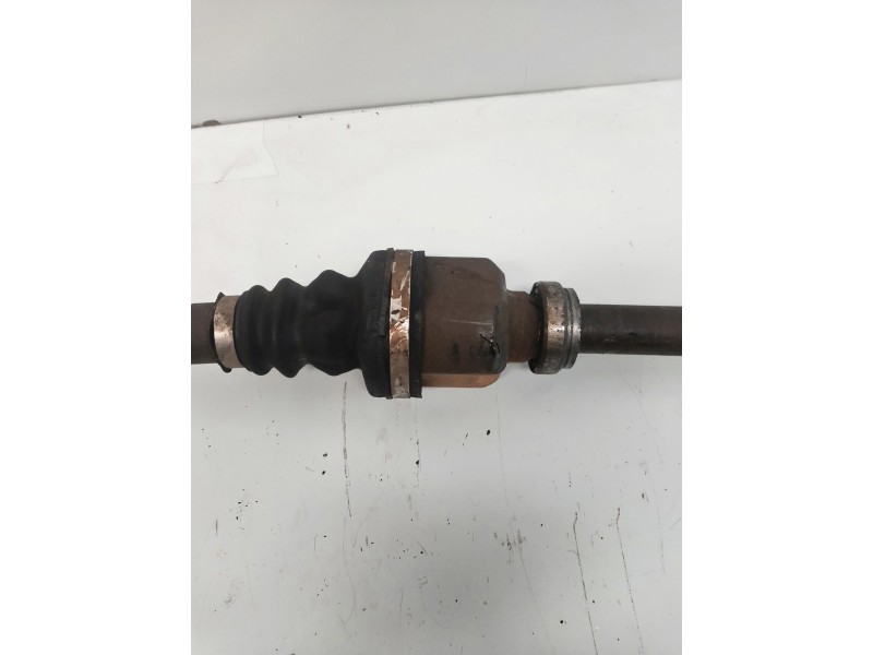 Recambio de transmision delantera derecha para citroen berlingo 1.6 hdi 75 collection familiar referencia OEM IAM   