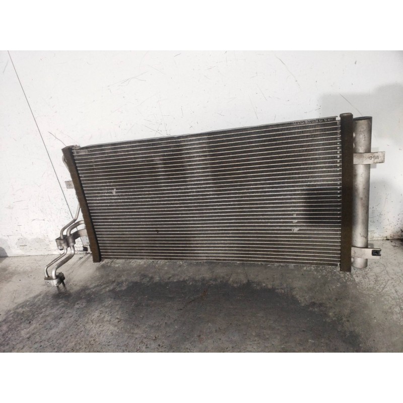 Recambio de condensador / radiador aire acondicionado para kia magentis 2.0 crdi referencia OEM IAM 976062G650  