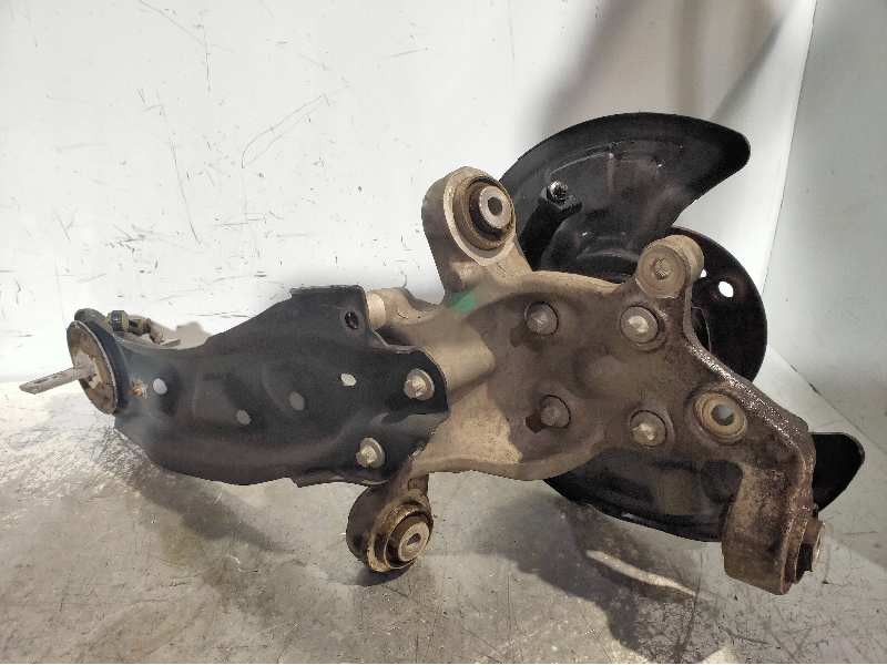 Recambio de mangueta trasera derecha para mercedes clase b (w246) b 180 cdi be (246.200) referencia OEM IAM   