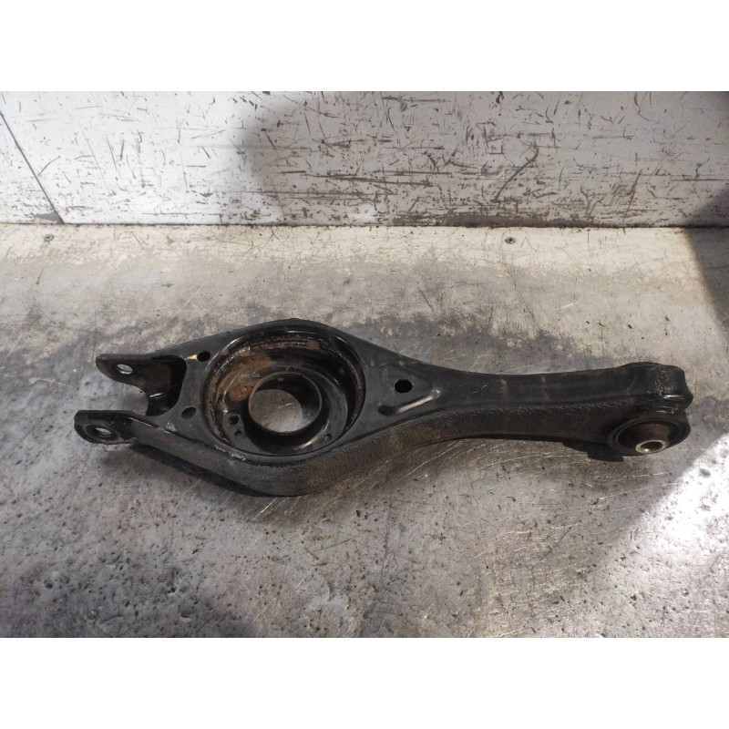 Recambio de brazo suspension inferior trasero derecho para kia magentis 2.0 crdi referencia OEM IAM   