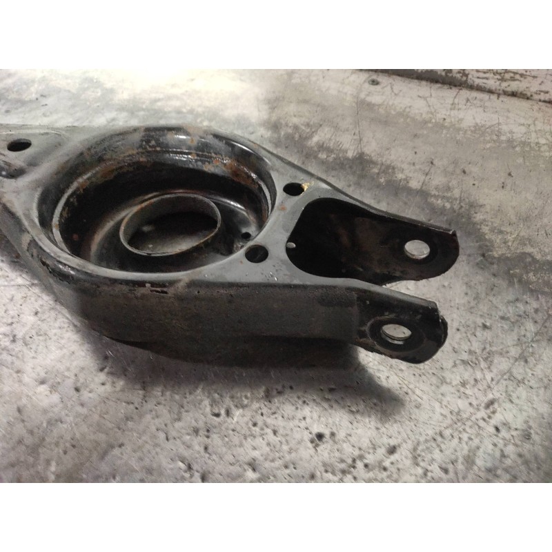 Recambio de brazo suspension inferior trasero izquierdo para kia magentis 2.0 crdi referencia OEM IAM   