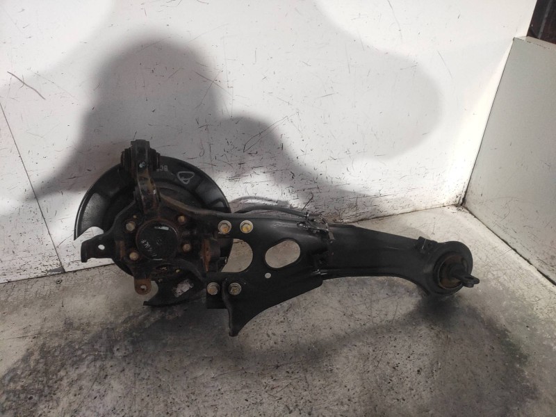 Recambio de mangueta trasera derecha para kia magentis 2.0 crdi referencia OEM IAM   