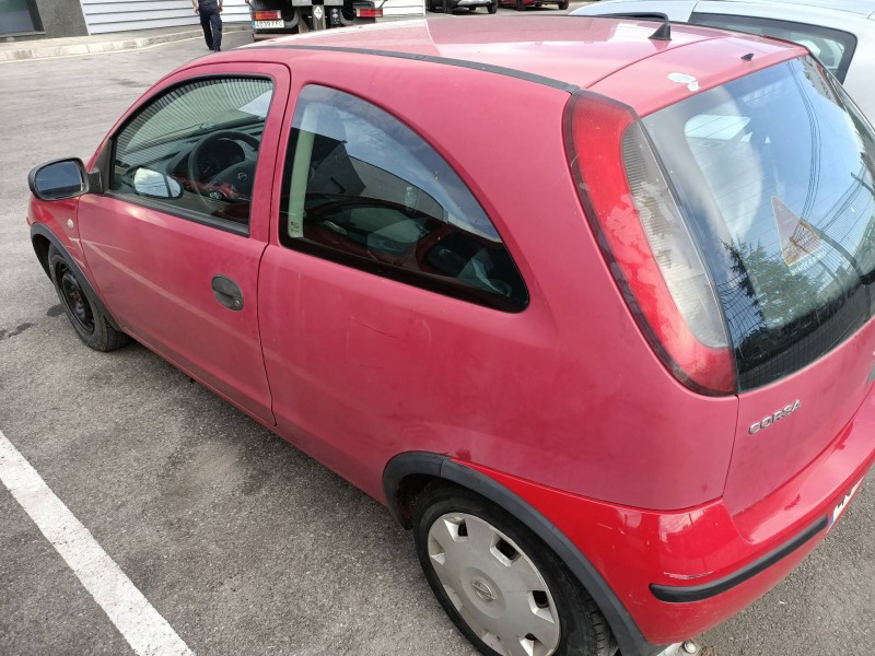 opel corsa c del año 2004