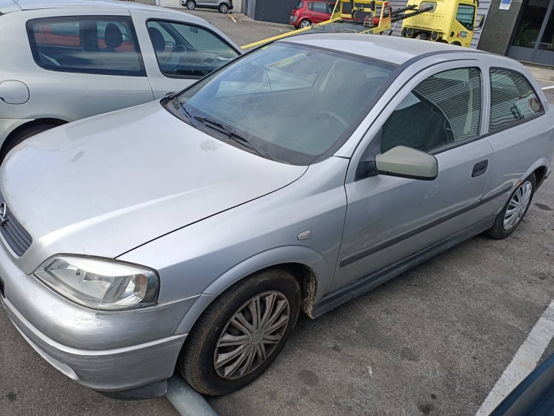 opel astra g berlina del año 1999