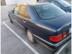 mercedes clase e (w210) berlina diesel del año 1997 2