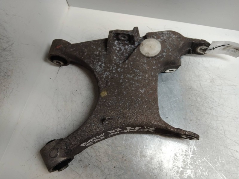 Recambio de brazo suspension inferior trasero izquierdo para bmw x5 (e53) 3.0d referencia OEM IAM   