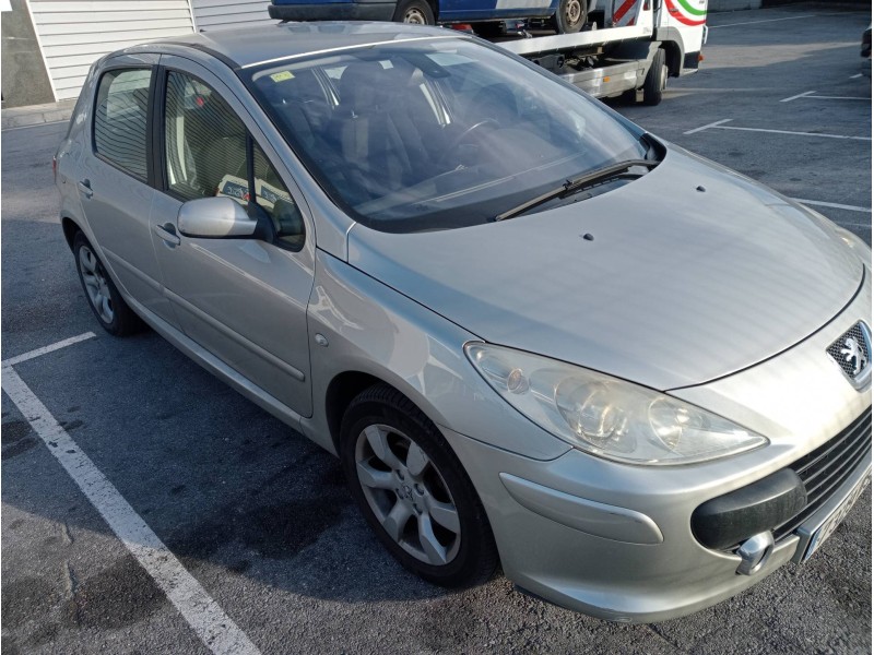 peugeot 307 berlina (s2) del año 2005