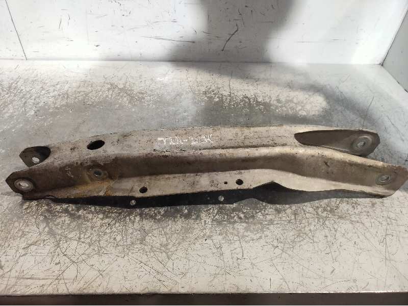 Recambio de brazo suspension superior trasero derecho para mercedes clase b (w246) b 180 cdi be (246.200) referencia OEM IAM   