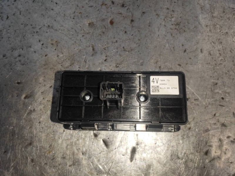 Recambio de mando multifuncion para mazda 3 lim. () style referencia OEM IAM 4V7184T3  