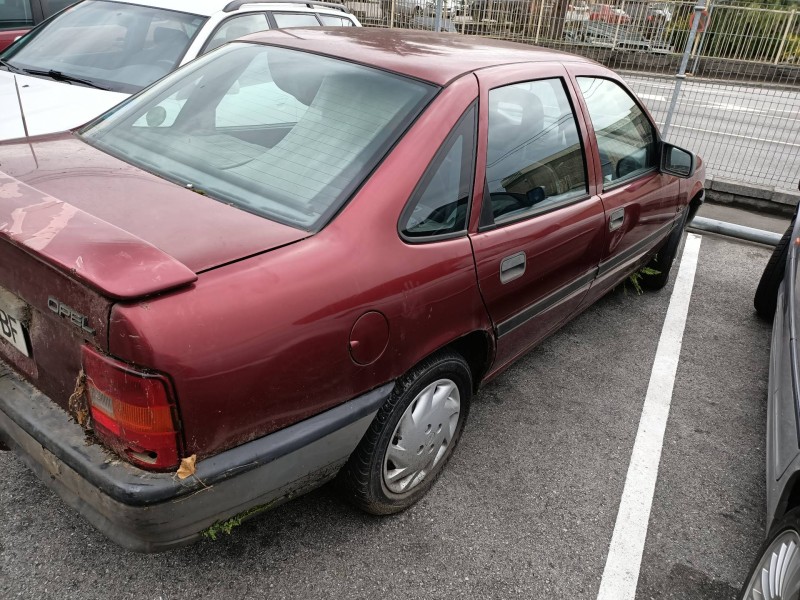 opel vectra a del año 1992