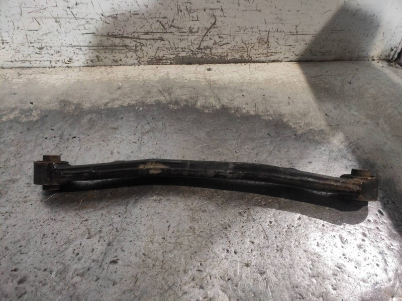 Recambio de brazo suspension superior trasero derecho para kia magentis 2.0 crdi referencia OEM IAM   