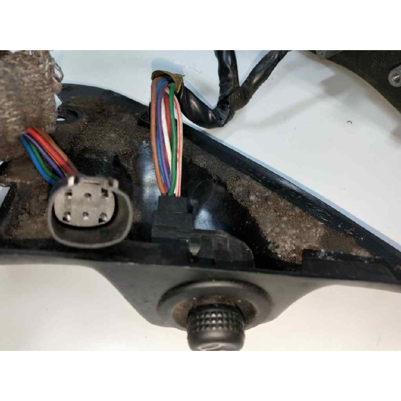 Recambio de retrovisor izquierdo para ford escort berlina/turnier 1.8 16v cat referencia OEM IAM   ELECTRICO