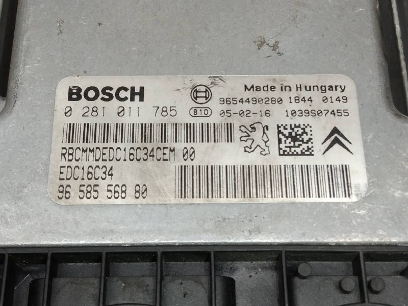 Recambio de centralita motor uce para citroen c3 1.4 hdi sx plus referencia OEM IAM 0281011785 9658556880 EDC16C34