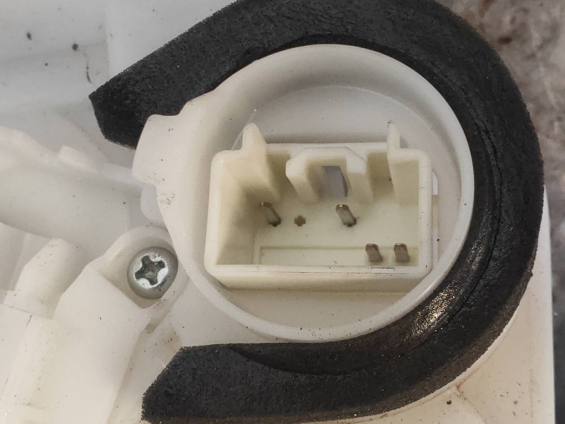 Recambio de motor cierre centralizado trasero derecho para mazda 3 lim. () style referencia OEM IAM 7126B0291  