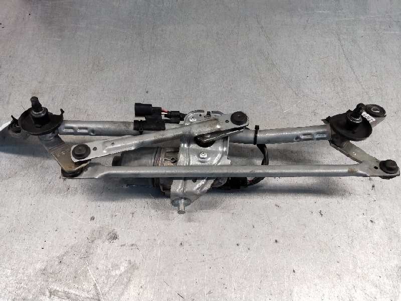 Recambio de motor limpia delantero para toyota avensis (t27) premium referencia OEM IAM 0390241642 8511005070 