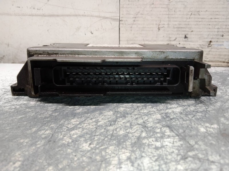 Recambio de centralita motor uce para fiat punto berl. (176) 55 s referencia OEM IAM IAW16FEB 7795574 6160206301