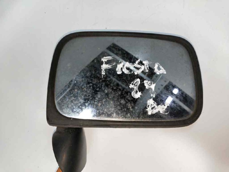 Recambio de retrovisor derecho para ford fiesta berl./express básico referencia OEM IAM   