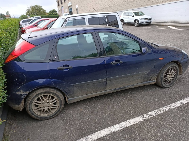 ford focus berlina (cak) del año 1999