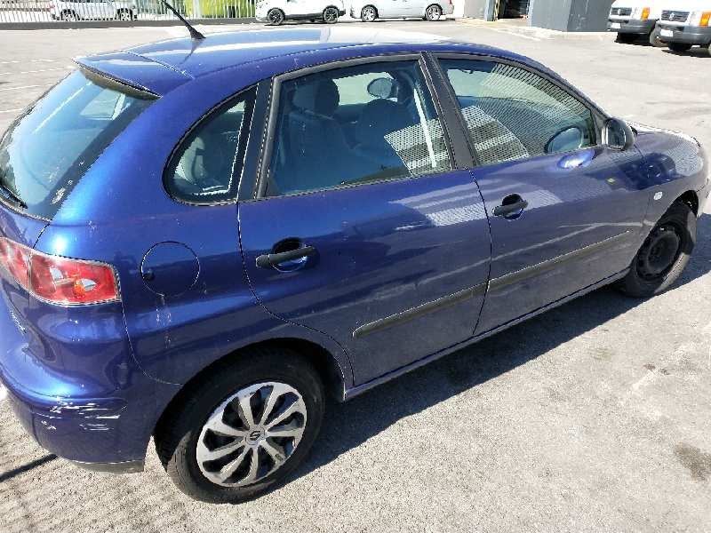 seat ibiza (6l1) del año 2003
