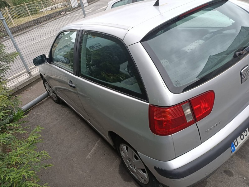 seat ibiza (6k1) del año 2000