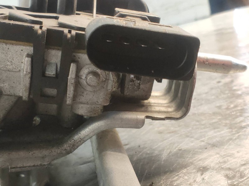 Recambio de motor limpia delantero para volkswagen polo (6c1) 1.4 tdi referencia OEM IAM 0390241566 6R1955119 