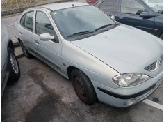 renault megane i classic (la0) del año 2000