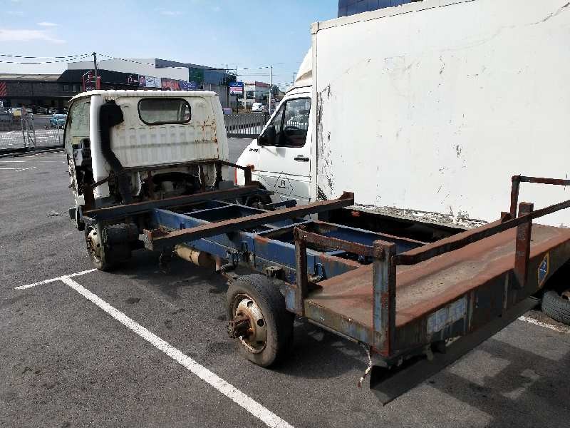 nissan cabstar e del año 2003