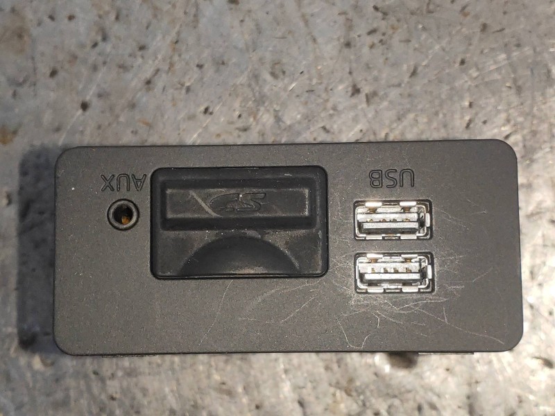 Recambio de modulo electronico para mazda 3 lim. () style referencia OEM IAM BHP1669U0A  