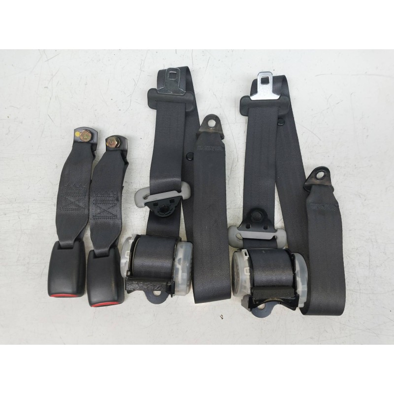 Recambio de juego cinturones trasero para mitsubishi space wagon (n80/n90) 2.4 gdi cat referencia OEM IAM   5P
