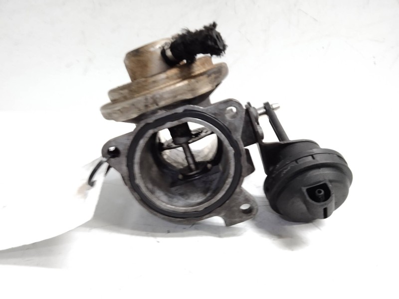 Recambio de valvula egr para skoda octavia berlina (1u2) ambiente referencia OEM IAM 038129637B  