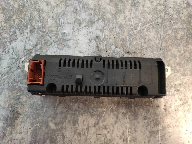 Recambio de pantalla multifuncion para peugeot partner kombi premium referencia OEM IAM 5555502902  