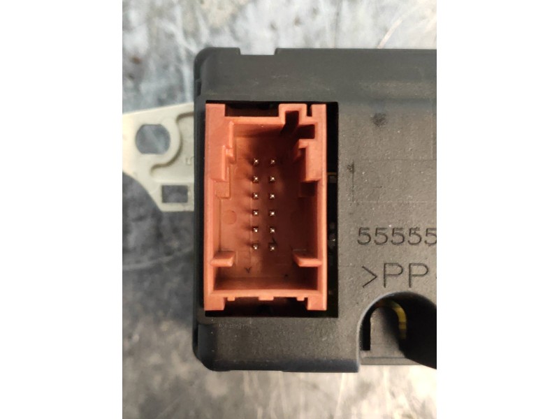 Recambio de pantalla multifuncion para peugeot partner kombi premium referencia OEM IAM 5555502902  