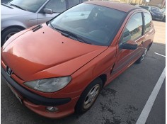 peugeot 206 berlina del año 2000