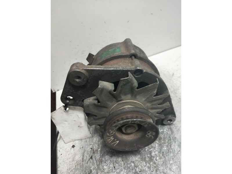 Recambio de alternador para volkswagen golf ii (191/193) memphis referencia OEM IAM 0120489208  