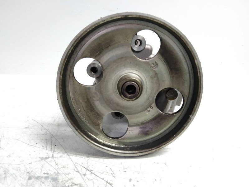 Recambio de bomba direccion para citroen c5 berlina 2.0 hdi sx referencia OEM IAM 63508680  