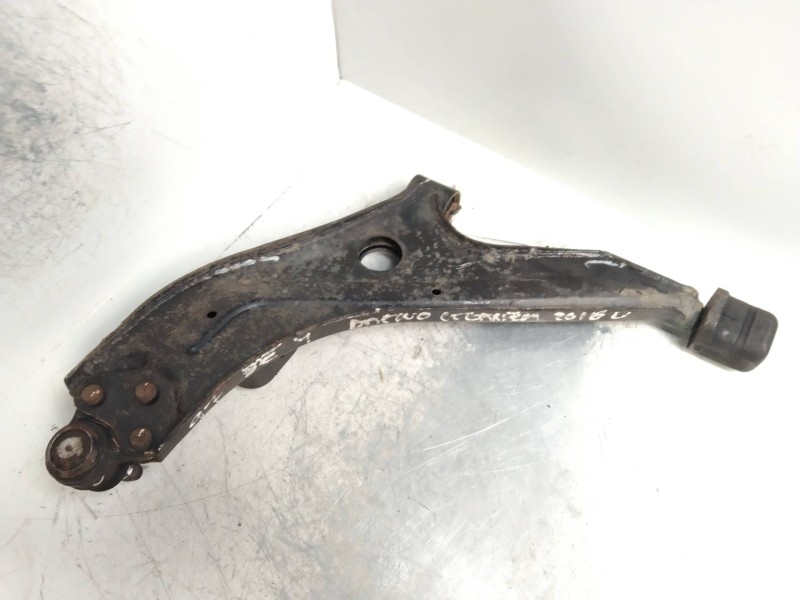 Recambio de brazo suspension inferior delantero derecho para daewoo leganza 2.0 cat referencia OEM IAM   
