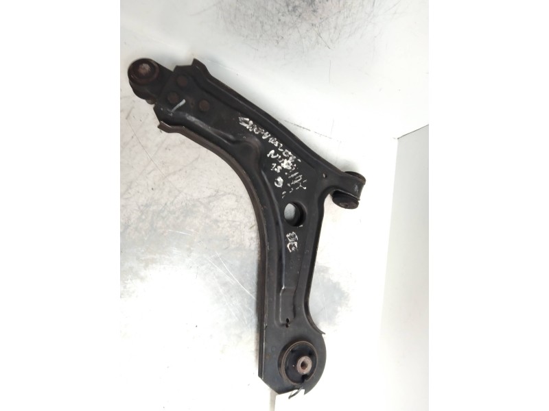 Recambio de brazo suspension inferior delantero izquierdo para chevrolet nubira berlina 1.8 cat referencia OEM IAM   