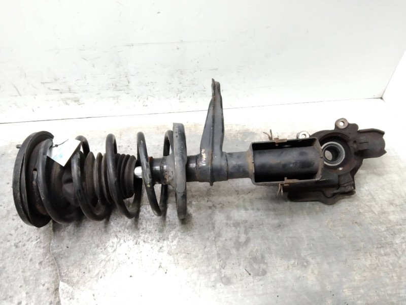 Recambio de mangueta delantera izquierda para audi 100 avant (c4) básico referencia OEM IAM   