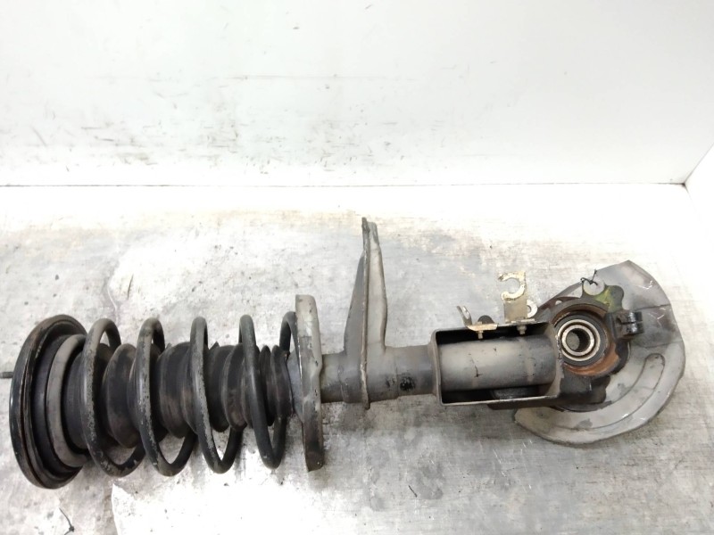 Recambio de mangueta delantera izquierda para audi 100 berlina (443) básico referencia OEM IAM   