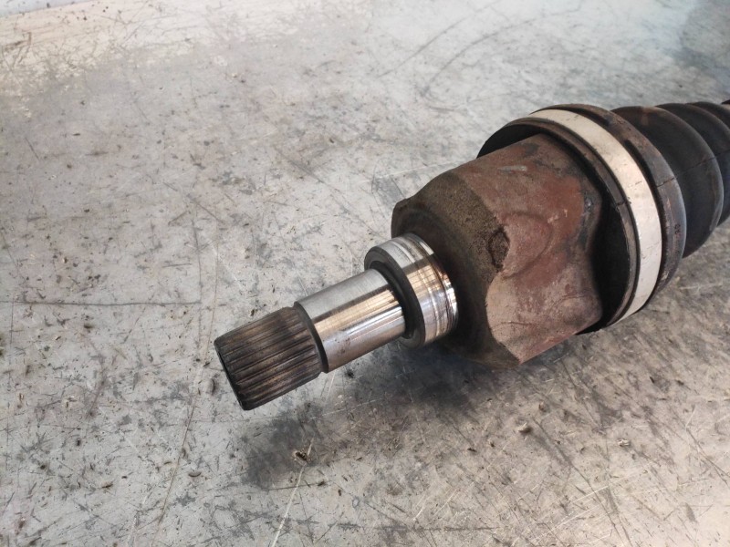 Recambio de transmision delantera izquierda para peugeot partner kombi premium referencia OEM IAM 9637117780  