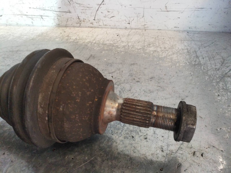 Recambio de transmision delantera izquierda para peugeot partner kombi premium referencia OEM IAM 9637117780  