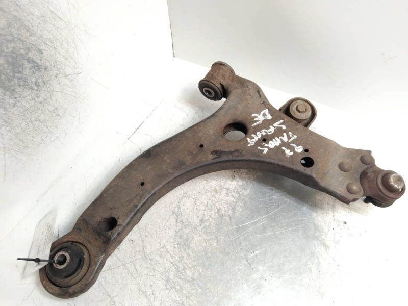 Recambio de brazo suspension inferior delantero derecho para chevrolet trans sport básico referencia OEM IAM   